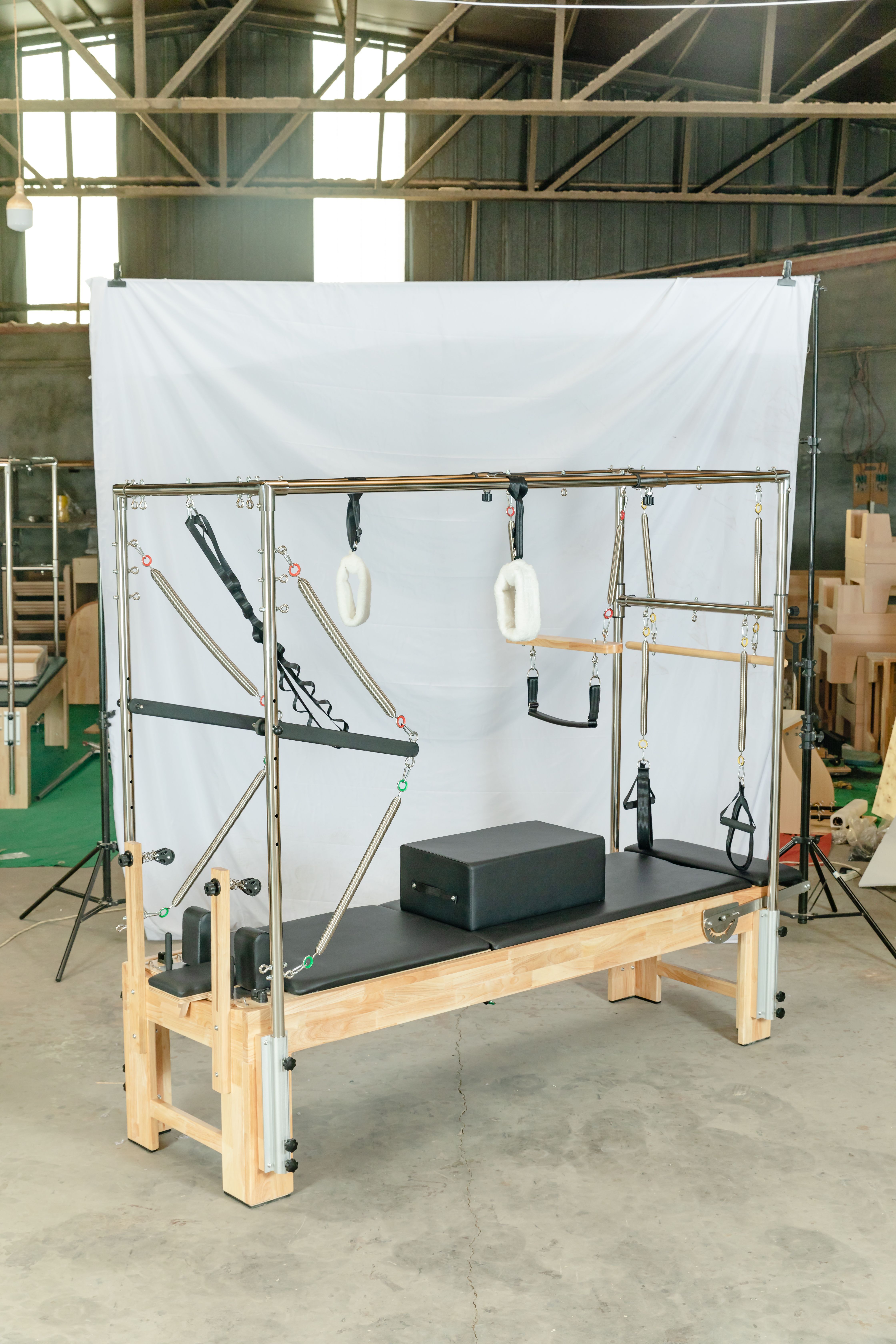 Classical Elevated Bed Home Gy - مراجعة Pilates Yoga Machine وسعره