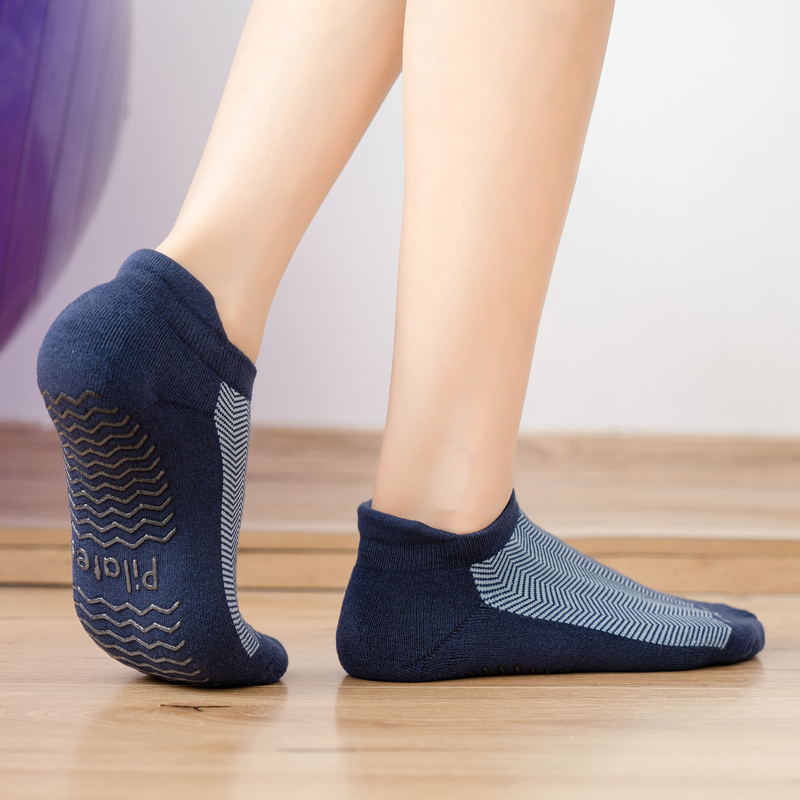Professional Women Pilates Soc - مراجعة Pilates Yoga Shoes وسعره